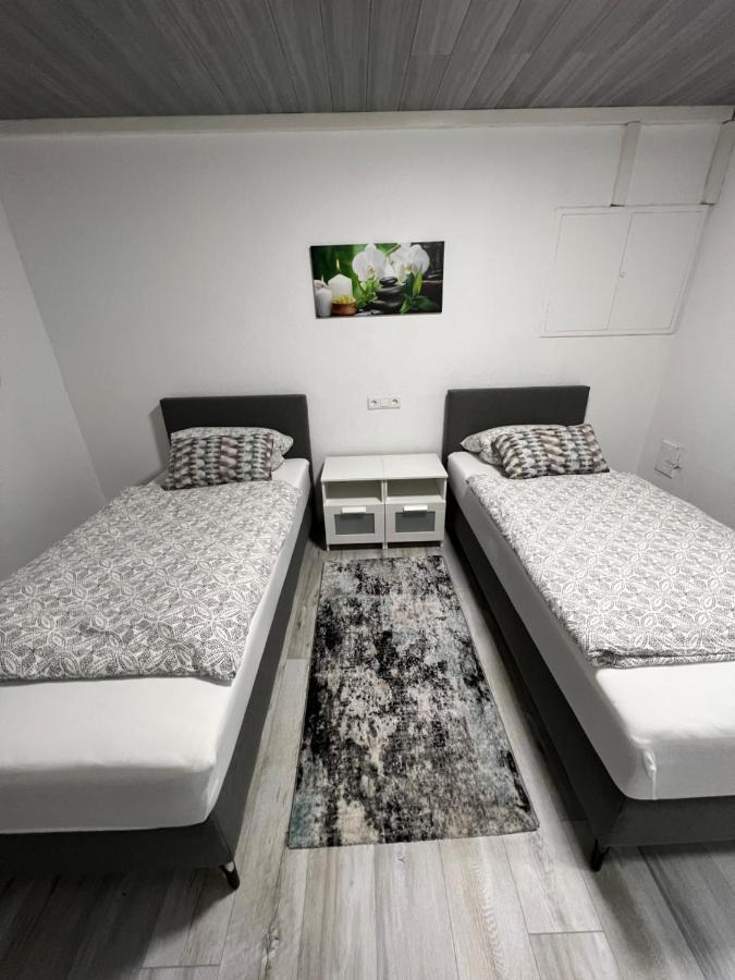 Deniz'S Serviced Apartment. Niederaula ภายนอก รูปภาพ